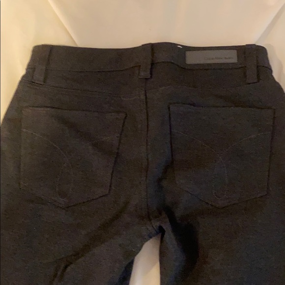 Calvin Klein jeggings size 2 - Picture 3 of 3